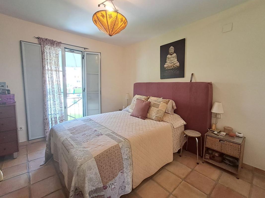 Properties for sale and rent in Spain photo 4