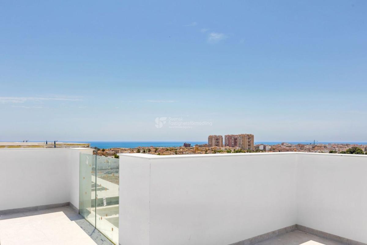 Продажа пентхауса на Ático en Calle Gomera, Aguas Nuevas, Torrevieja, Торревьеха photo 4