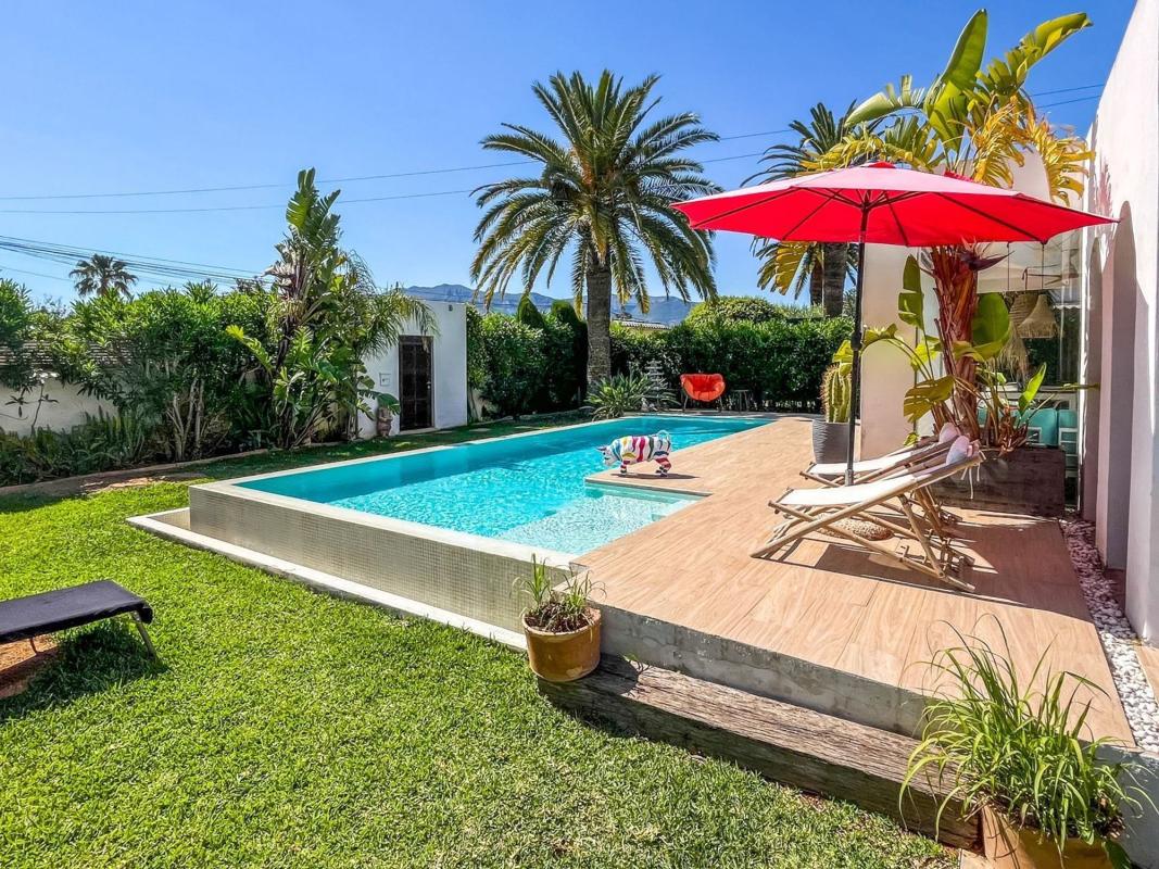 Properties for sale and rent in Spain photo 2