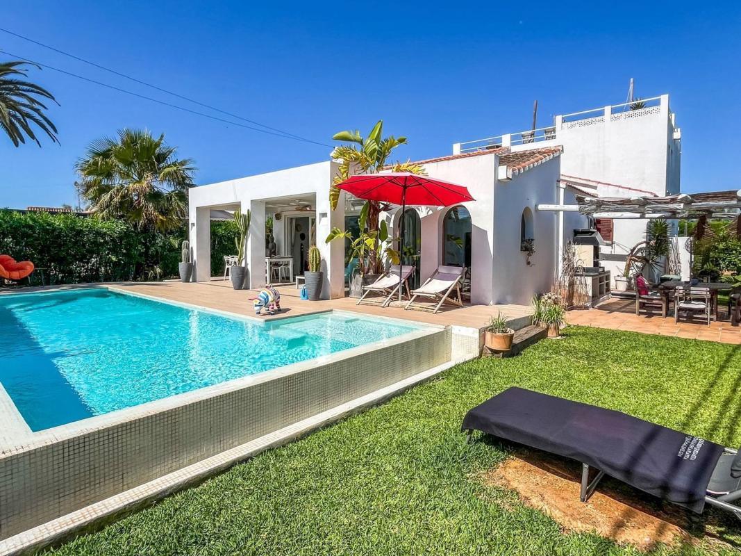 Properties for sale and rent in Spain photo 3