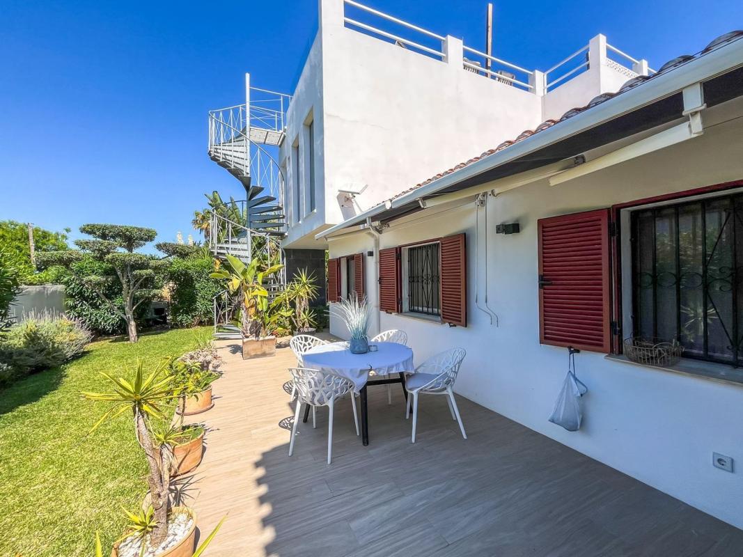 Properties for sale and rent in Spain photo 5
