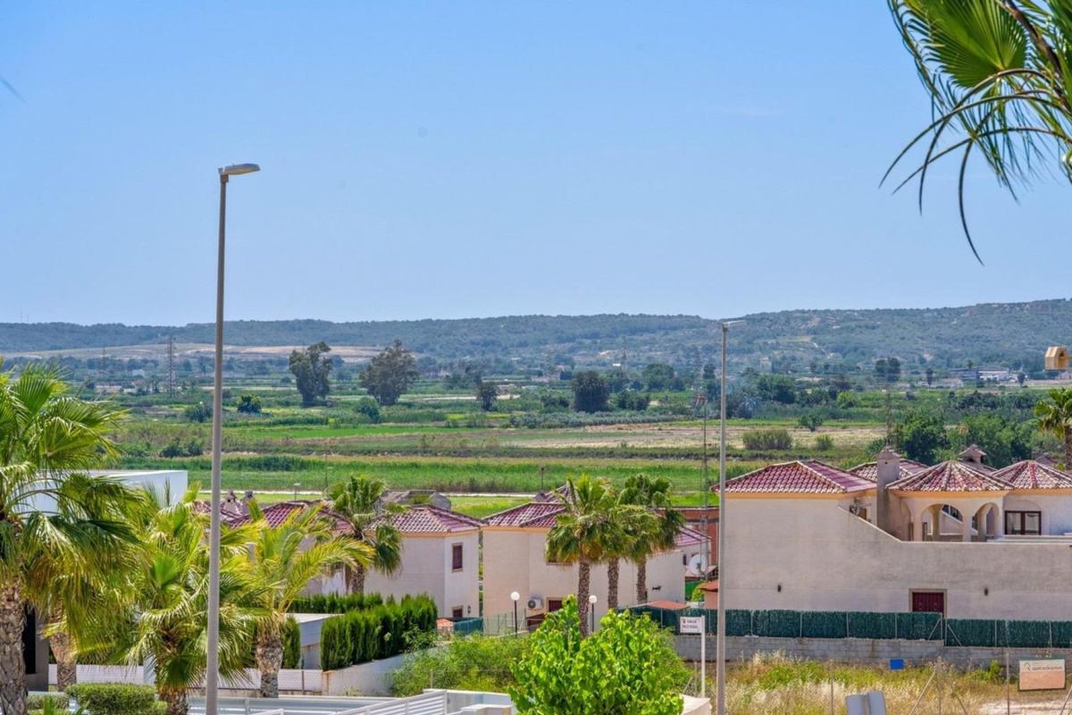 Properties for sale and rent in Spain photo 4