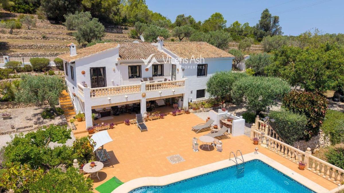 Propiedades en venta y alquiler en España photo 2