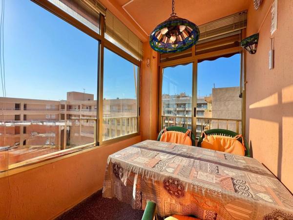 Продажа квартиры на Piso en Calle Castellón, 10, Puerto, Santa Pola, Санта Пола
thumbnail 2