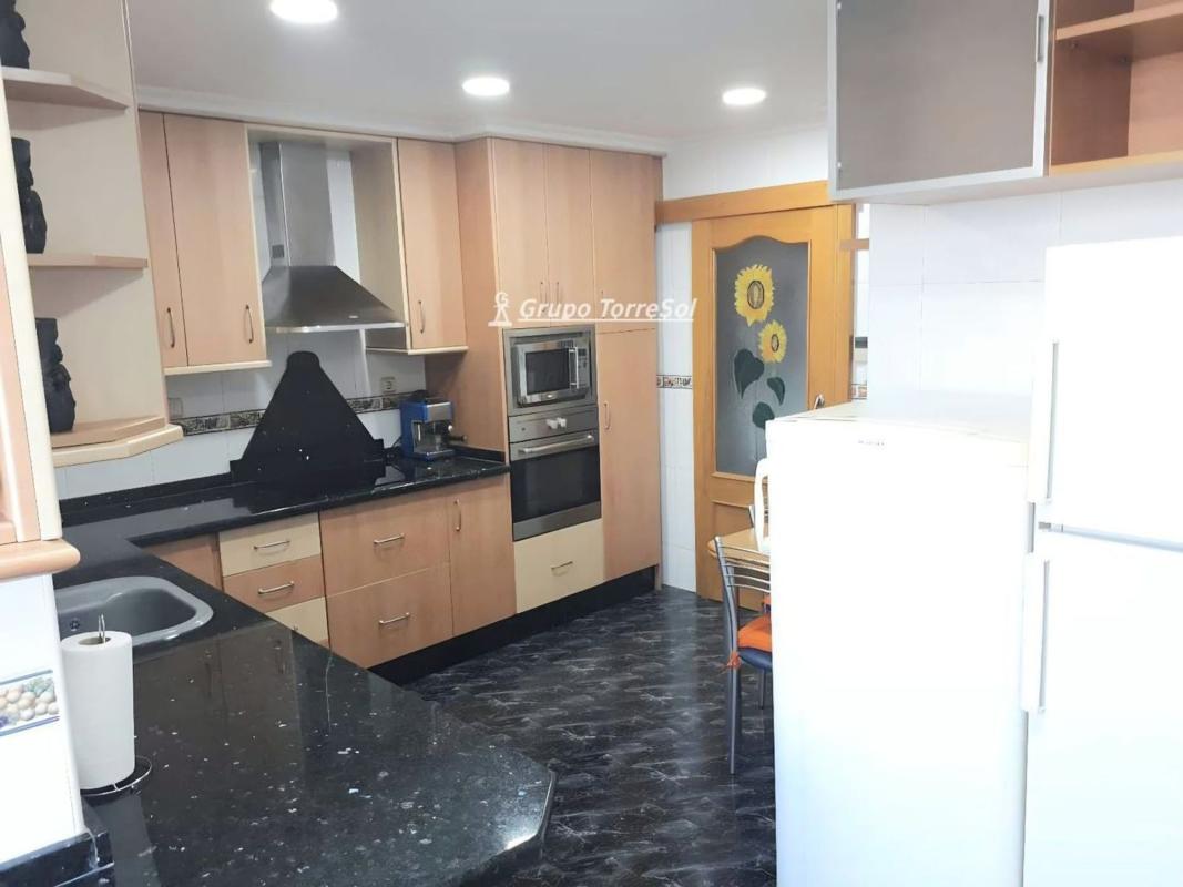 Venta de piso en Piso en Avenida de la Universitat d'Elx, Altabix, Elche / Elx, Elche / Elx
photo 2