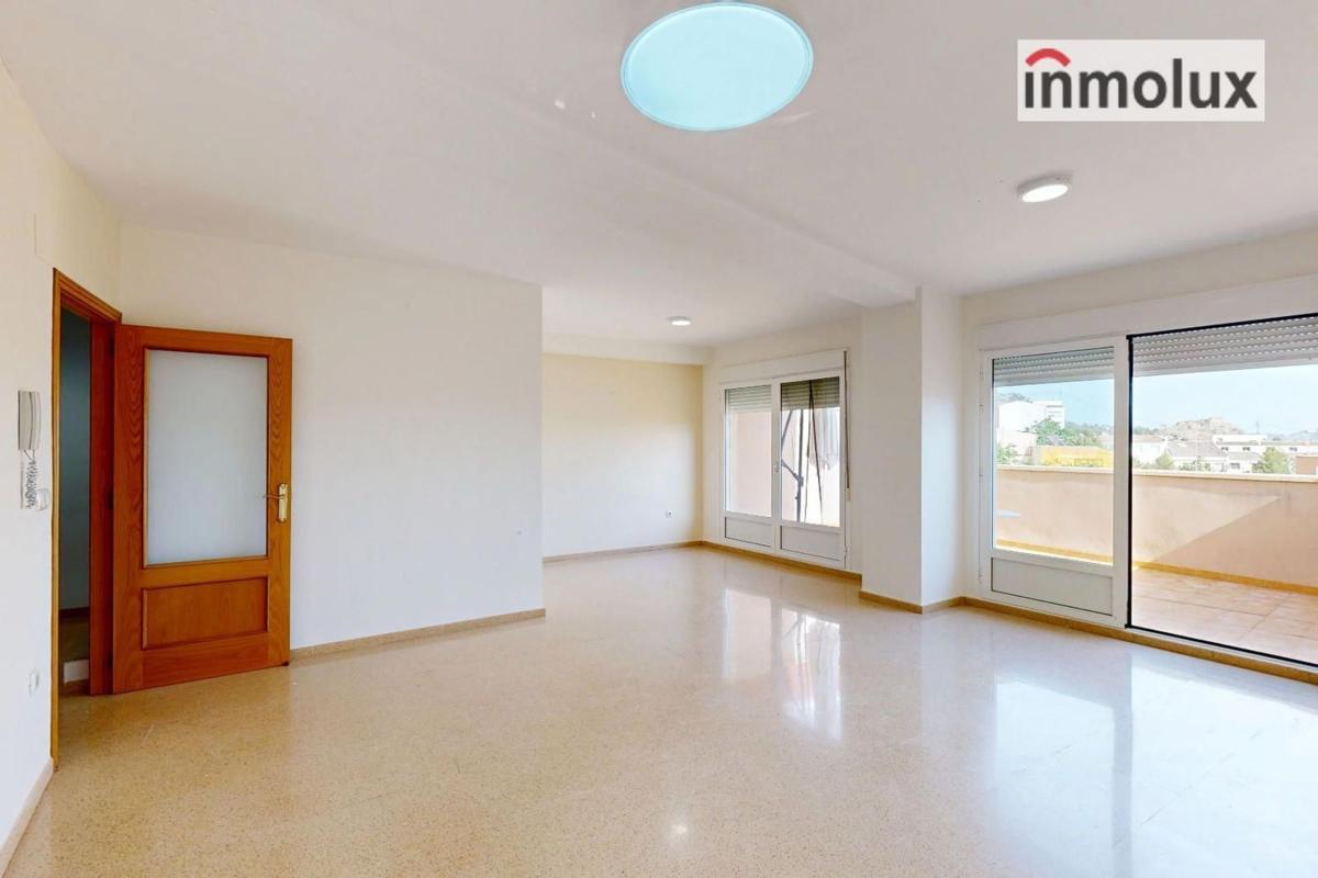 Недвижимость на продажу и в аренду в Испании photo 3