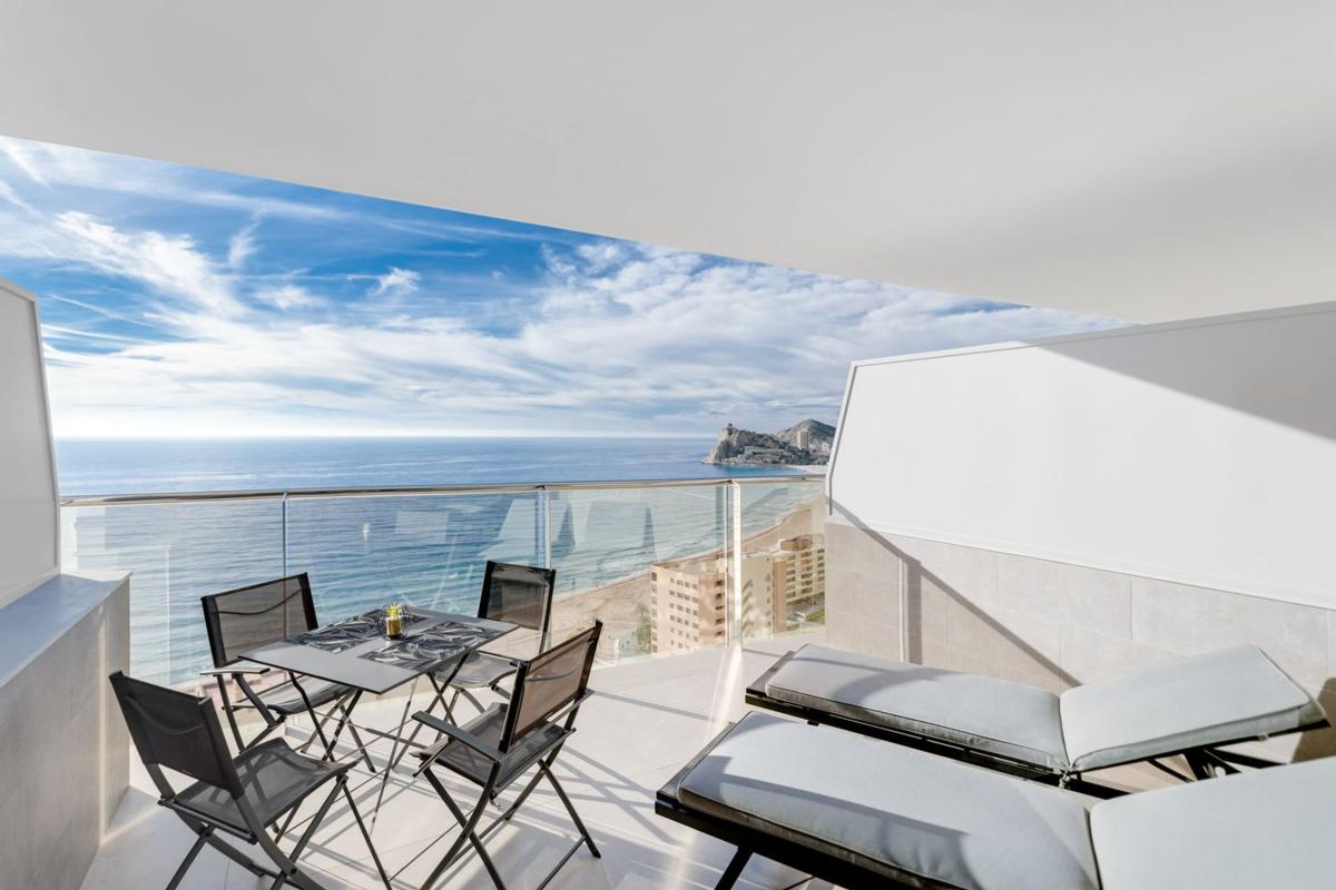 Sale of apartment in Piso en Avenida República Argentina, 17, Playa de Poniente, Benidorm, Benidorm
 photo 2