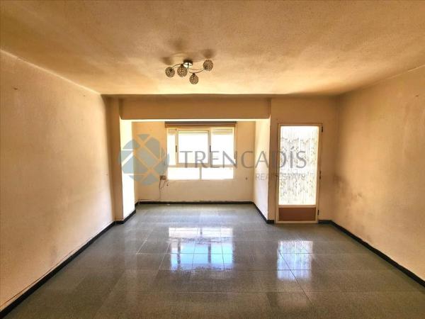 Venta de piso en Piso en Calle Tizona, Ibi, Ibi
photo 1