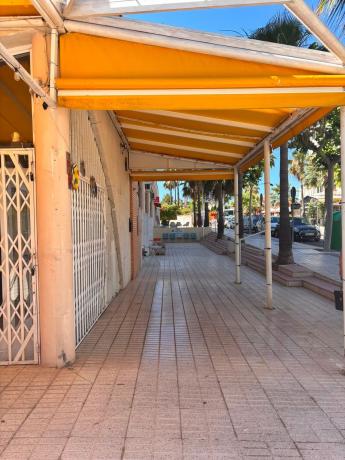 Cafetería, restaurante en Calle Joaquín Turina, L'Albir, Alfaz del Pi photo 3