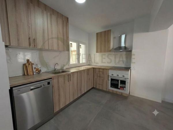Sale of flat in Piso en Calle Espronceda, Carolinas Bajas, Alicante / Alacant, Alicante
 photo 4
