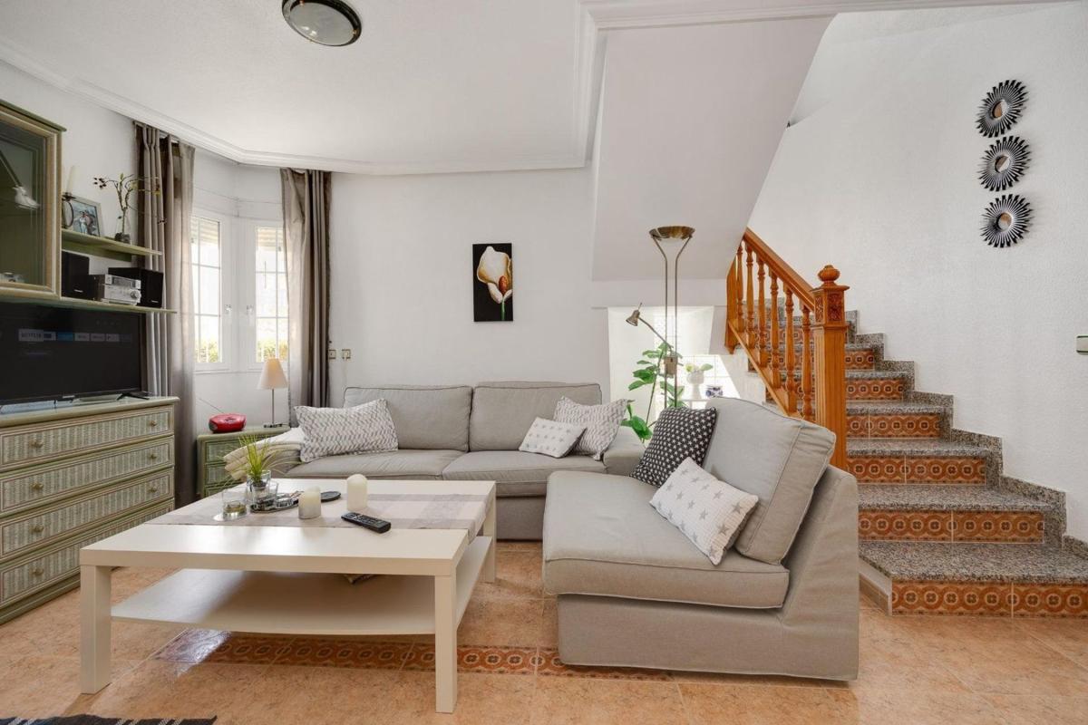 Venta de chalet adosado en  Chalet adosado en Calle Iguazu, 3, Playa Flamenca, Orihuela , Orihuela photo 5