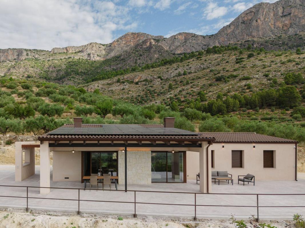 Properties for sale and rent in Spain photo 2