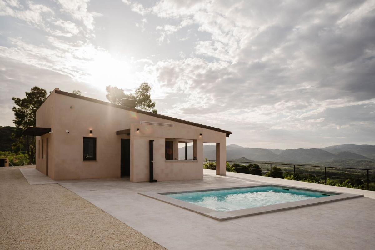 Properties for sale and rent in Spain photo 3