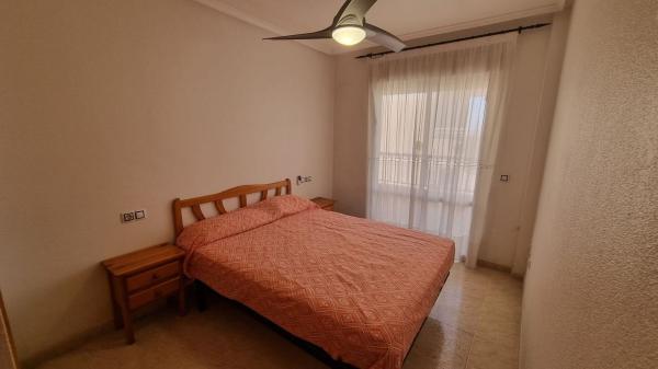 Venta de piso en Piso en Calle Clemente Gosálvez, Centro - Muelle Pesquero, Torrevieja, Torrevieja
thumbnail 1