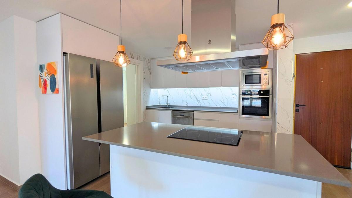 Venta de piso en Piso en Calle Garcia Lorca, Zona Pueblo, Guardamar del Segura, Guardamar del Segura
photo 5