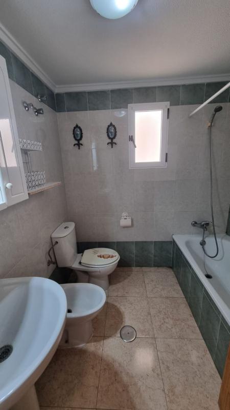 Venta de piso en Piso en Calle Santa Trinidad, El Molino, Torrevieja, Torrevieja
photo 5