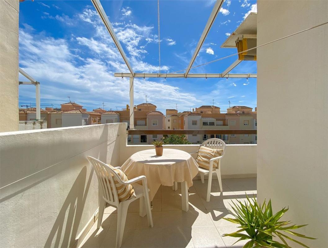 Venta de piso en Piso en Calle Mar Menor, Playa de los Náufragos, Torrevieja, Torrevieja
 photo 5