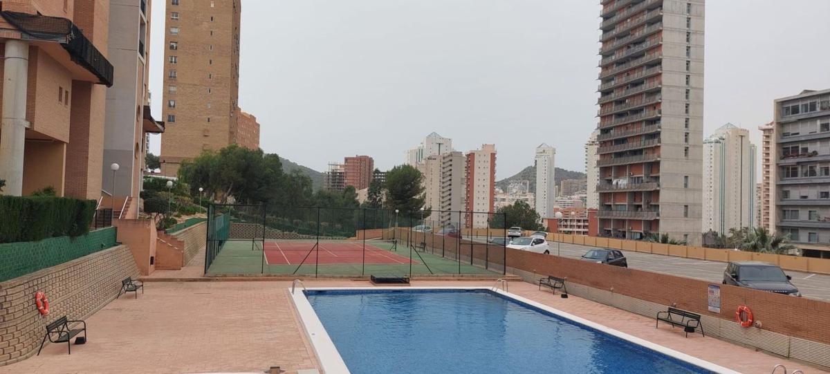 Sale of apartment in Piso en Calle Asturias, 10, Playa de Poniente, Benidorm, Benidorm
 photo 2