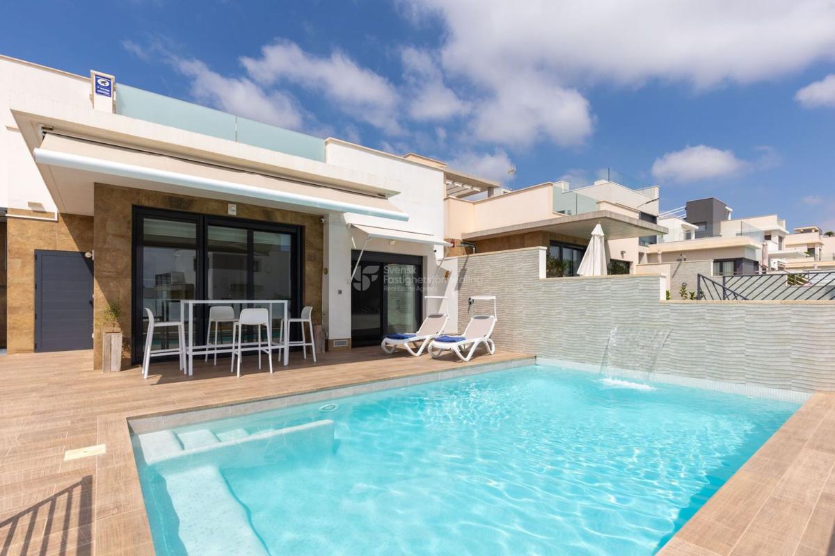 Venta de piso en Piso en Calle los Hernandez, 17, La Cañada - Los Alcores, San Miguel de Salinas, San Miguel de Salinas
photo 1