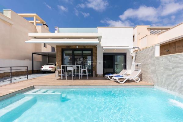 Sale of flat in Piso en Calle los Hernandez, 17, La Cañada - Los Alcores, San Miguel de Salinas, San Miguel de Salinas
thumbnail 1