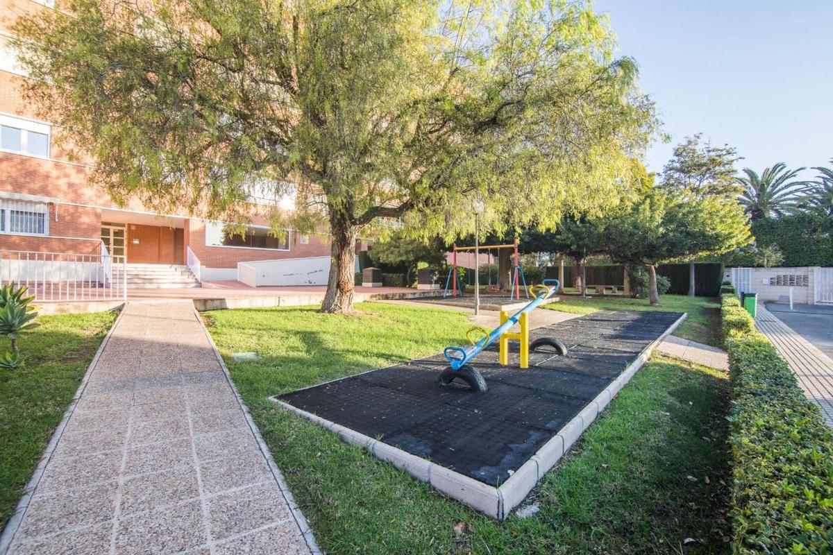Properties for sale and rent in Spain photo 1