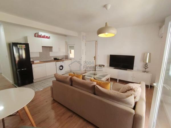 Venta de piso en Piso en Calle de Santa Faç, Puerto, Benidorm, Benidorm
 photo 1
