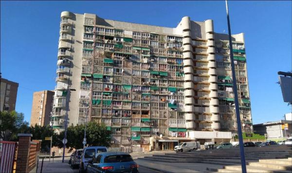 Квартира на продажу в Estudio en Avenida de Portugal, Pueblo Levante, Benidorm, Бенидорм photo 1