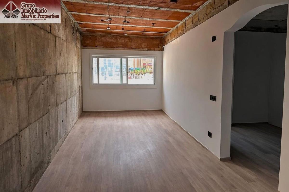 Sprzedaż studia w Estudio en Pueblo Levante, Benidorm, Benidorm photo 1
