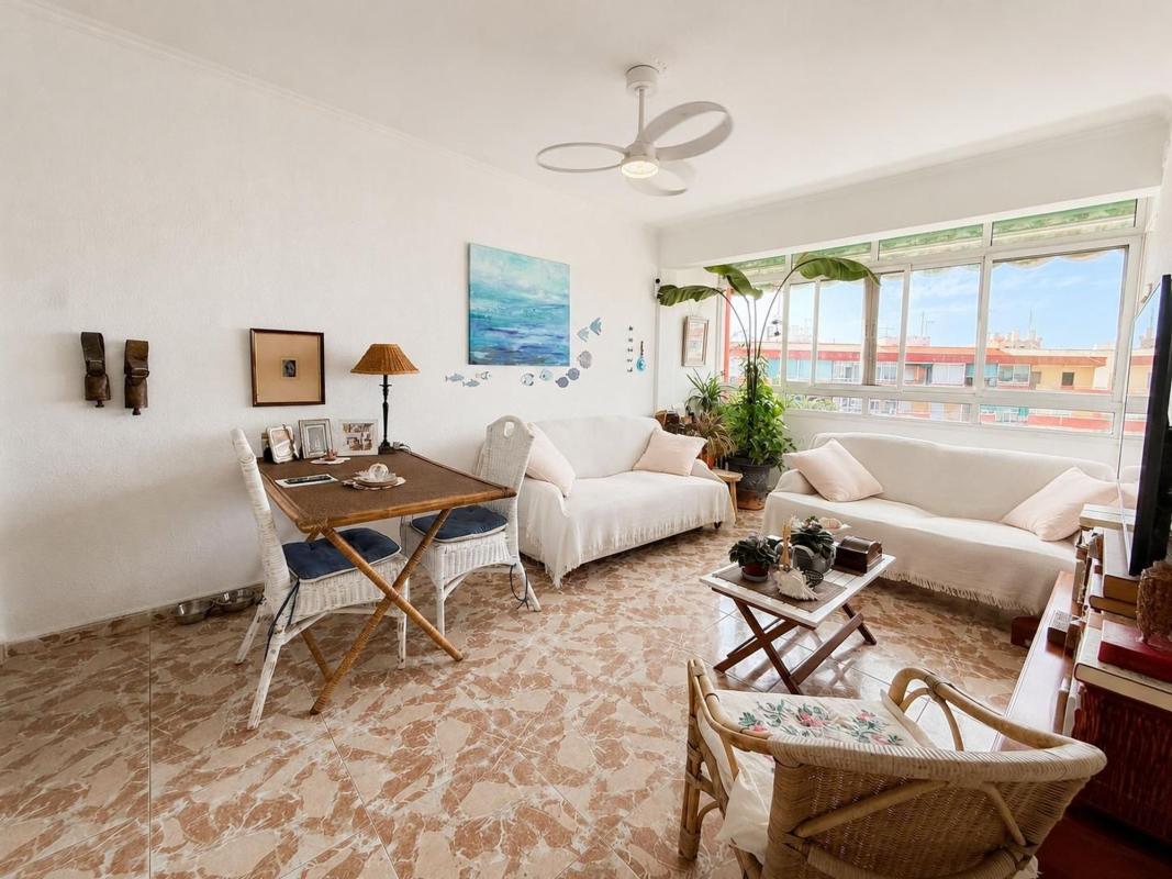 Продажа квартиры на Piso en Calle Fiscal Miguel Gutiérrez Carbonell, 16, Plà del Bon Repòs-La Goteta, Alicante / Alacant, Аликанте / Алакант
photo 5