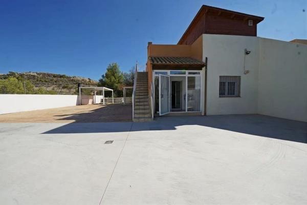 Chalet adosado en Pueblo Acantilado - Lanuza, El Campello photo 1