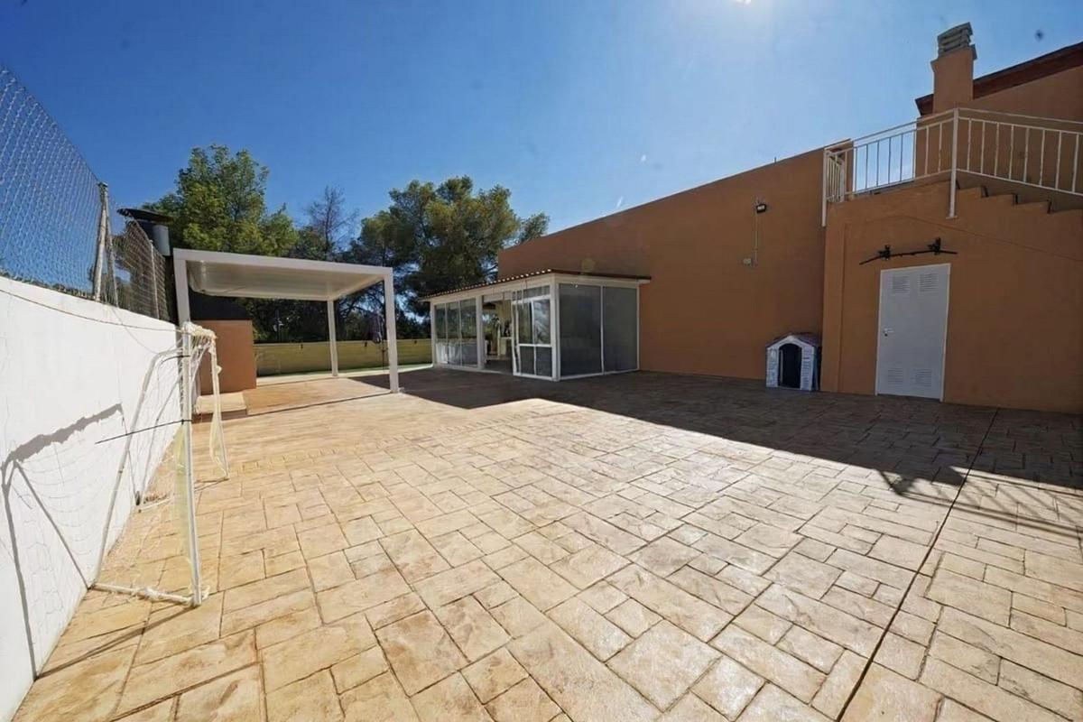 Propiedades en venta y alquiler en España photo 5