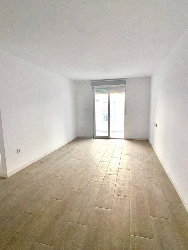 Sale of apartment in Piso en Calle Villa Madrid, Parque de las Naciones, Torrevieja, Torrevieja
photo 3