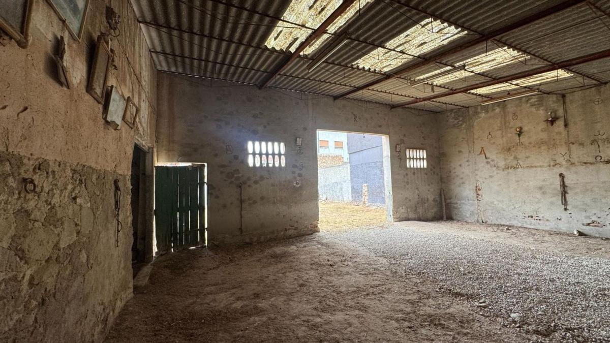Terreno en venta en Pinoso, Alicante photo 2