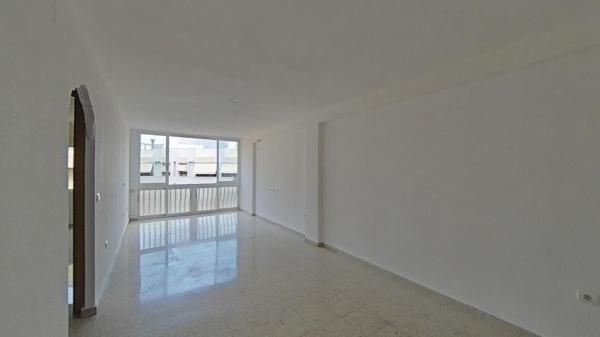 Venta de piso en Piso en Avenida Rei Jaume I, Pueblo Poniente, Benidorm, Benidorm
photo 1