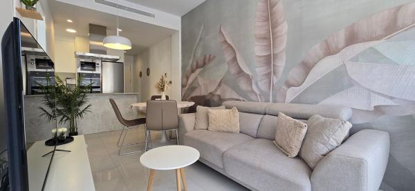 Продажа квартиры на Piso en Calle Maestro Francisco Casanovas, 16, Avenida Habaneras - Curva de Palangre, Torrevieja, Торревьеха
 photo 1