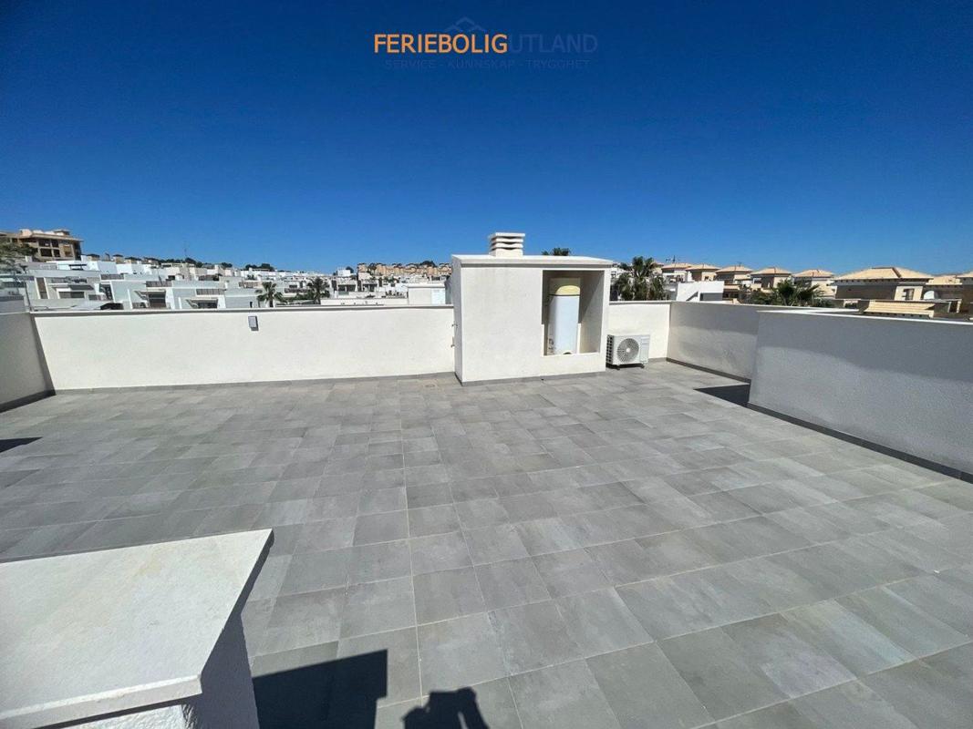 Venta de ático en  Ático en Urbanización V Martín Archena, Villamartín, Orihuela, Orihuela photo 3