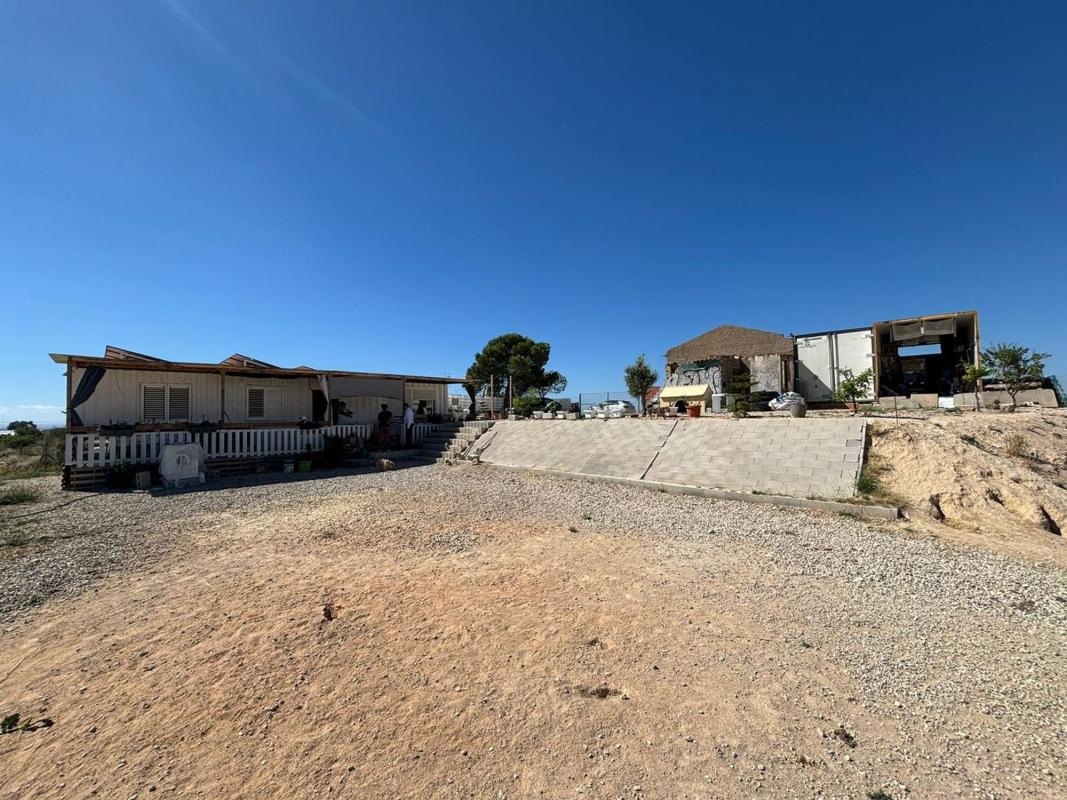 Terreno en venta en Mutxamel, Alicante photo 2