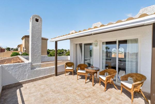 Casa o chalet independiente en Los Balcones - Los Altos del Edén, Torrevieja photo 3