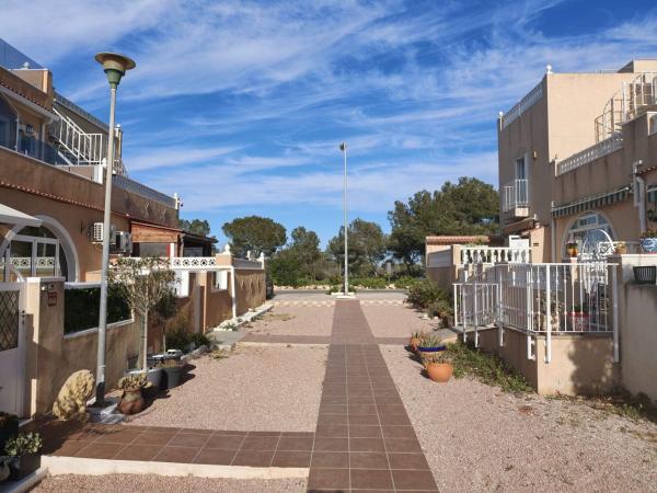 Chalet adosado en Rodrigo, La Siesta - El Salado - Torreta, Torrevieja photo 4