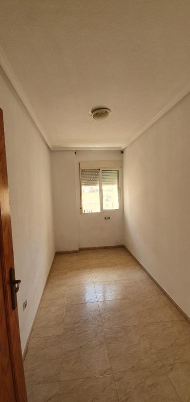 Sale of apartment in Piso en Calle Clemente Gosálvez, El Molino, Torrevieja, Torrevieja
photo 4