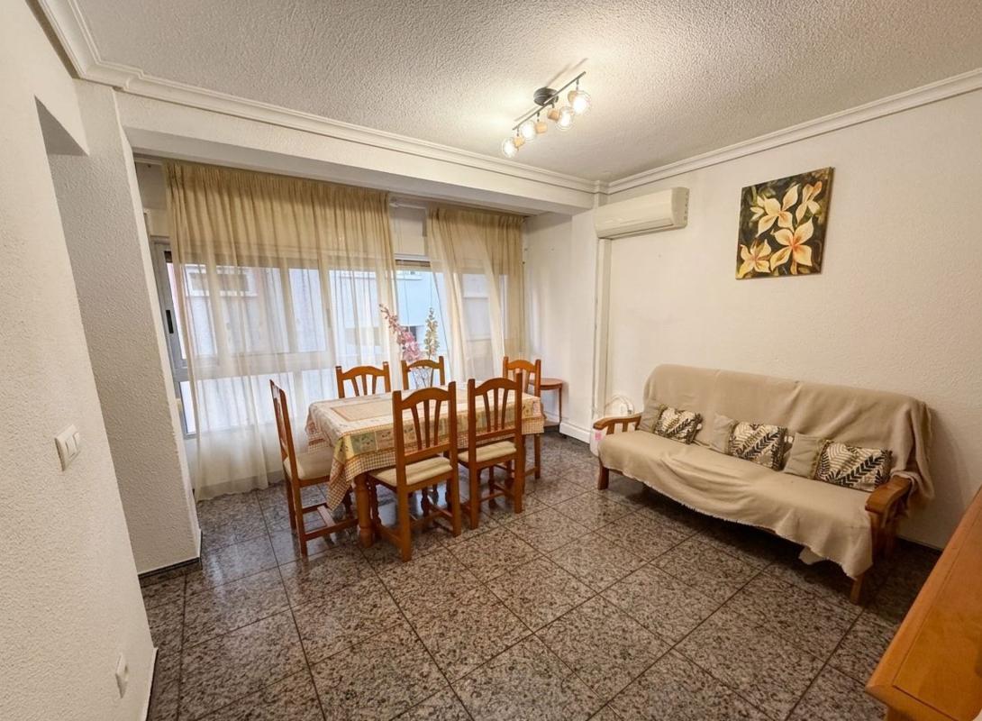 Sprzedaż mieszkania w Piso en Calle de Sant Ramon, 4, Centro Urbano, Benidorm, Benidorm
photo 3