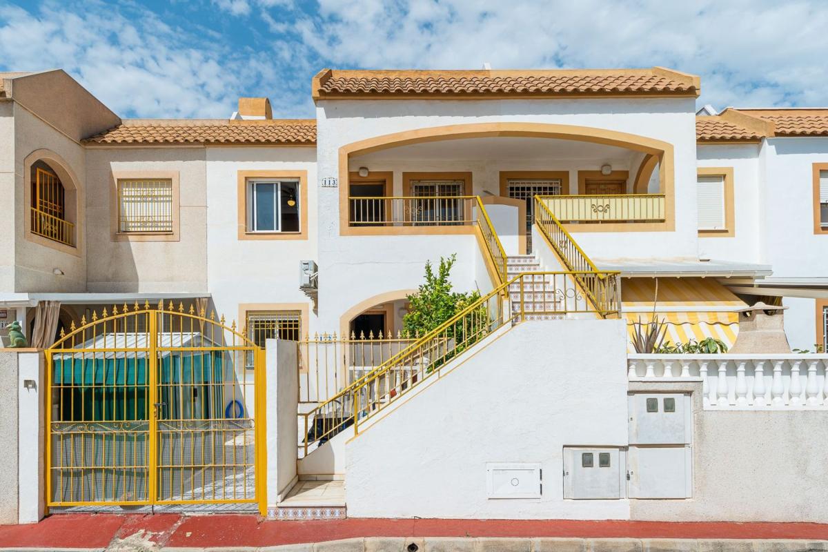 Sprzedaż mieszkania w Piso en Victor Garcia Villalgordo, La Siesta - El Salado - Torreta, Torrevieja, Torrevieja
photo 4