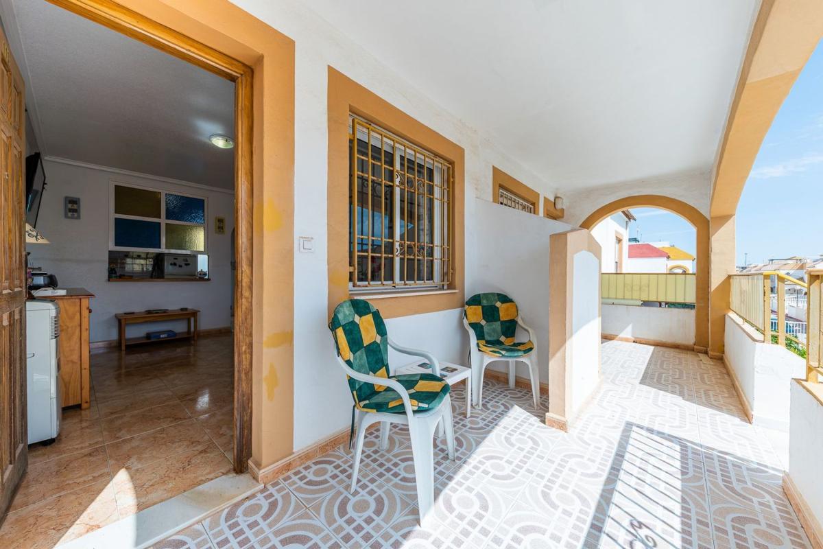 Sprzedaż mieszkania w Piso en Victor Garcia Villalgordo, La Siesta - El Salado - Torreta, Torrevieja, Torrevieja
photo 5