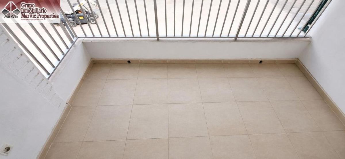 Venta de piso en Piso en Calle Jilguero, Centro Urbano, Benidorm, Benidorm
 photo 3