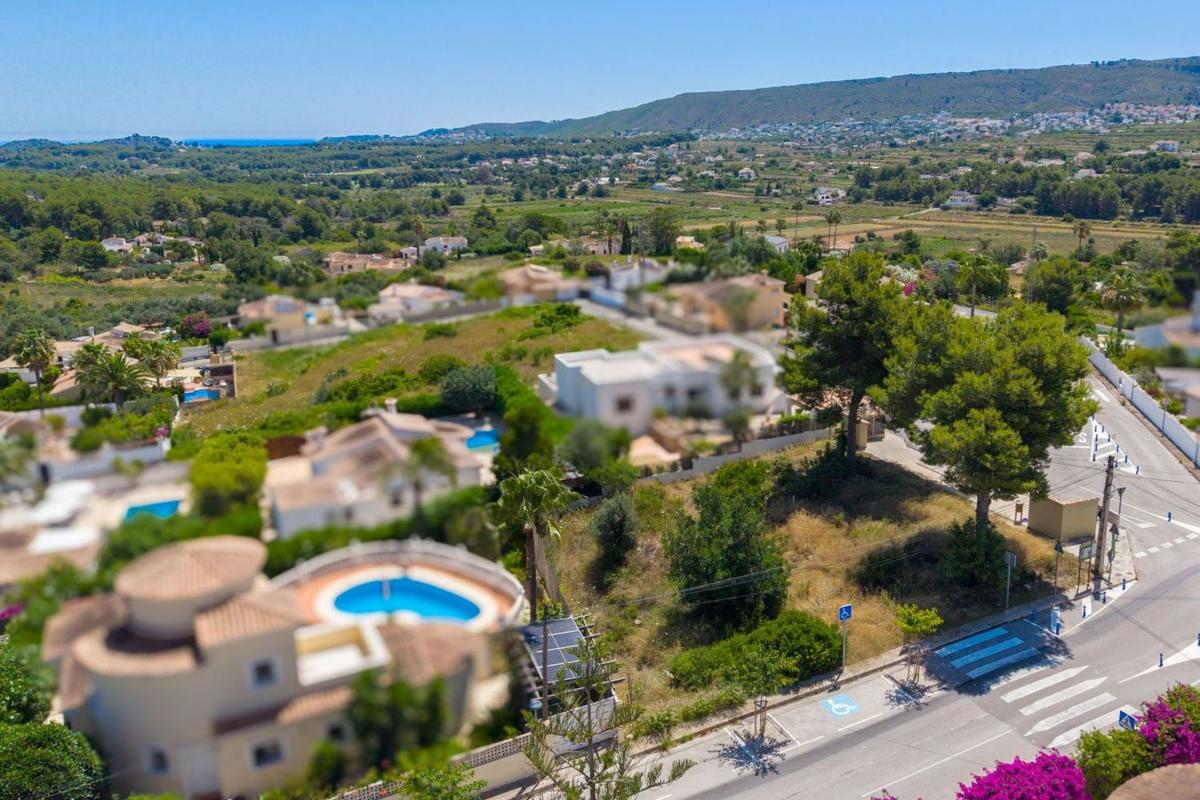 Terreno en venta en Benitachell, Alicante photo 2
