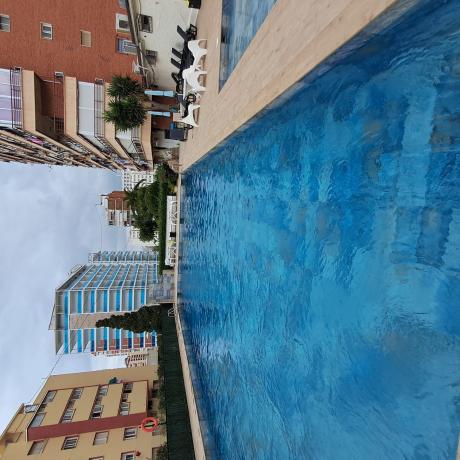 Продажа квартиры на Piso en Calle de Londres, Zona Sierra Helada, Benidorm, Бенидорм
photo 1