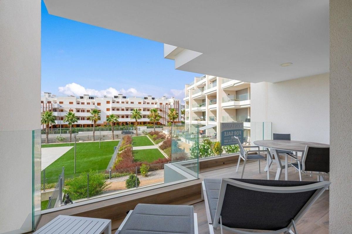 Venta de piso en Piso en Villamartín, Orihuela, Orihuela
 photo 4
