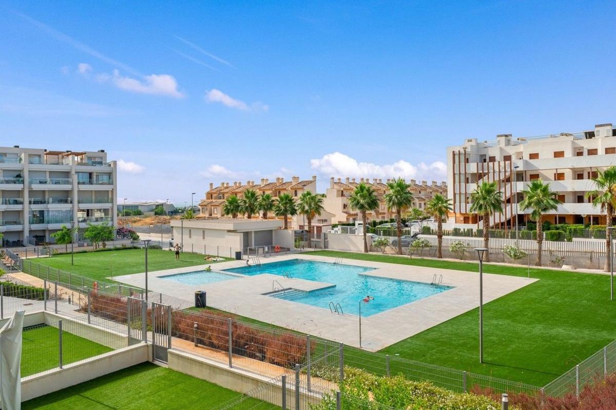 Venta de piso en Piso en Villamartín, Orihuela, Orihuela
 photo 5