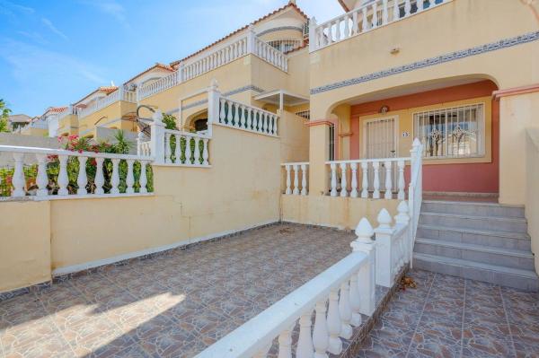 Частный шале на продаже в Casa o chalet en Villamartín, Orihuela, Ориуэла thumbnail 2
