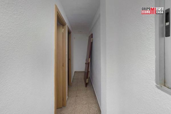 Продажа квартиры на Piso en Zona Sierra Helada, Benidorm, Бенидорм
thumbnail 2
